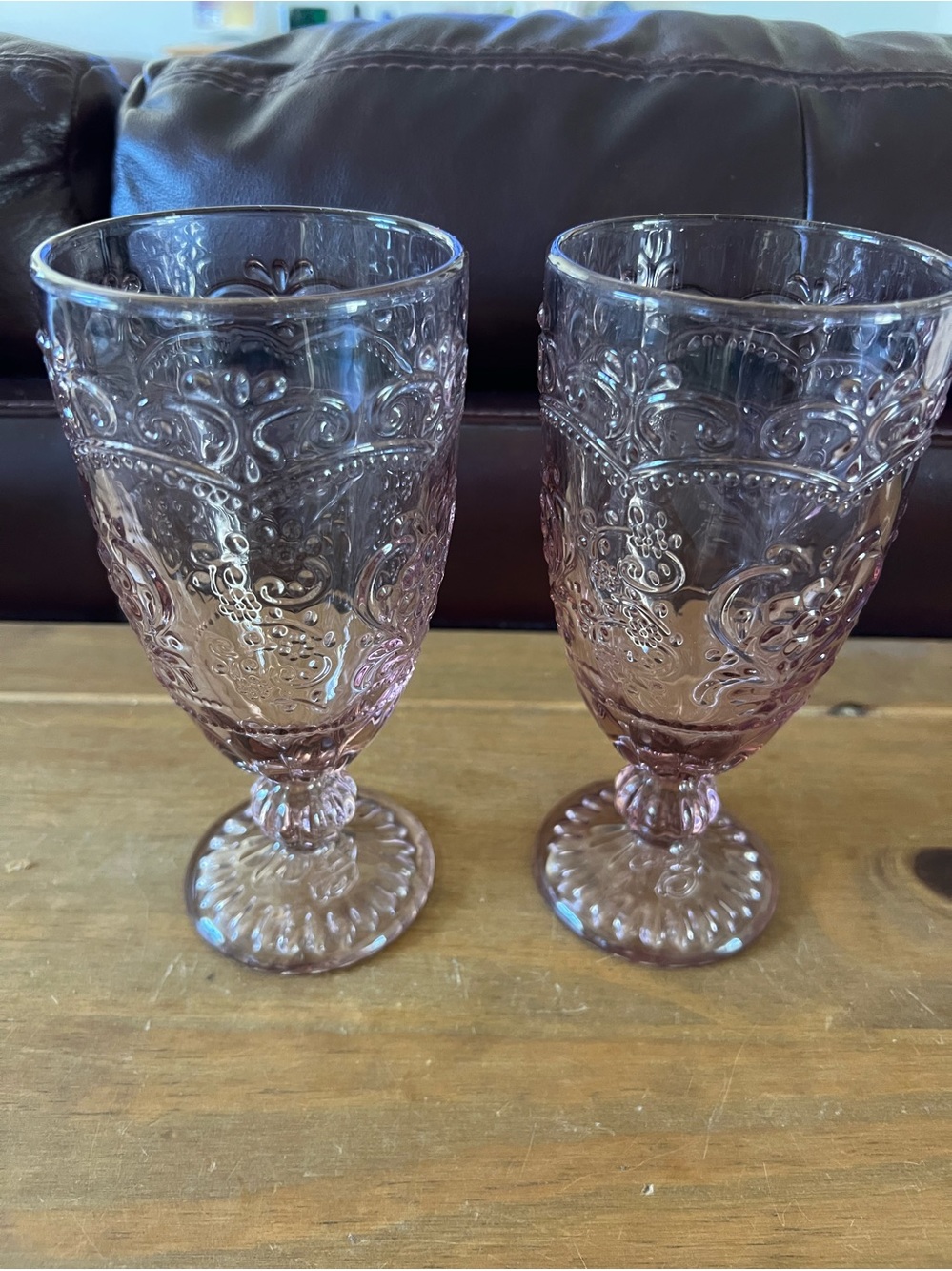Pioneer Woman water/iced tea goblets. Perfect condition. 7 1/4βH and 3 1/2β diam